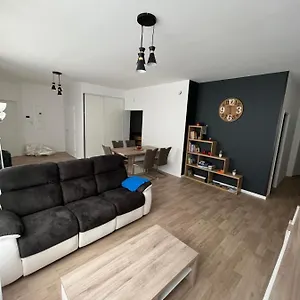 T4 140 M2 Spacieux Et Calme Pour 8 Personnes Appartement